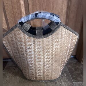 Straw bamboo purse